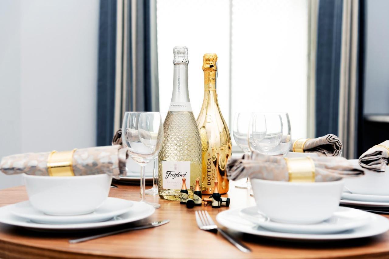Wrexham Central Stay Apartment Seven Екстер'єр фото